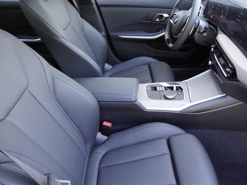 Certified 2025 BMW 330i Sedan RWD image 12