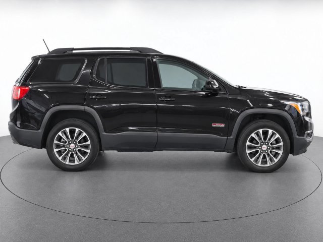 Used 2017 GMC Acadia SLT AWD/4WD image 4