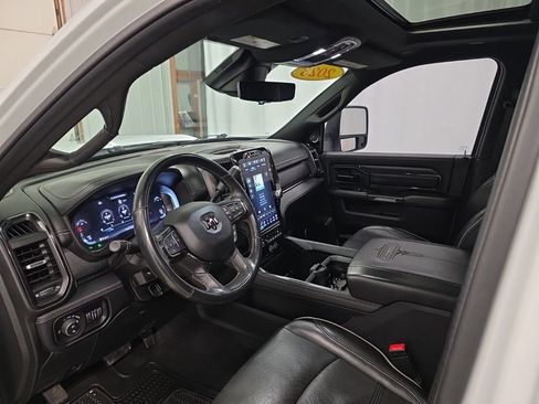 Used 2023 RAM 3500 Limited image 17