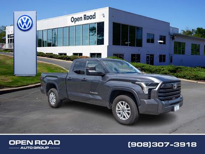 Used 2022 Toyota Tundra SR5 w/ SR5 Convenience Package