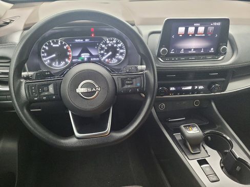 Used 2023 Nissan Rogue SV image 22