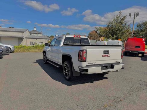 Used 2016 GMC Sierra 1500 Denali w/ Enhanced Driver Alert Package image 5