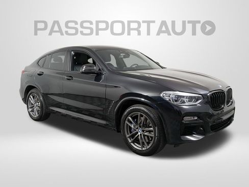 Used 2019 BMW X4 M40i w/ Driving Assistance Package image 9