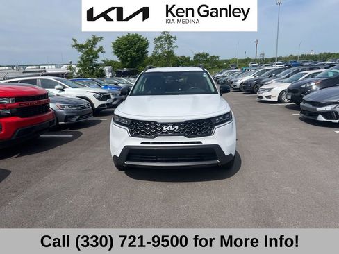 Used 2022 Kia Sorento S AWD/4WD image 2