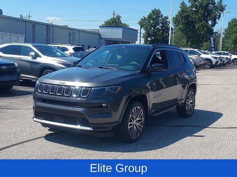 Used 2023 Jeep Compass Limited w/ Elite Group AWD/4WD image 3