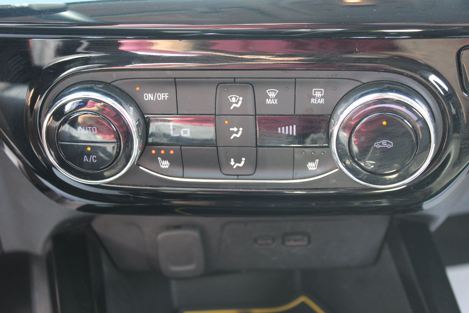 Used 2025 Chevrolet Trax ACTIV w/ Driver Confidence Package FWD image 22