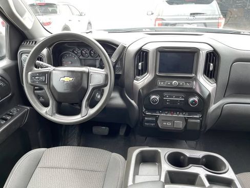 Used 2021 Chevrolet Silverado 1500 Custom AWD/4WD image 12