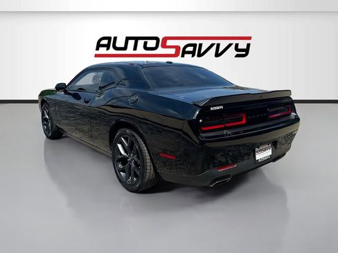 Used 2023 Dodge Challenger SXT w/ Blacktop Package image 5