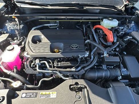 New 2025 Toyota Crown Signia image 12