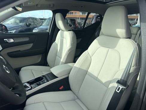 New 2026 Volvo XC40 B5 Plus w/ Protection Package Premier image 10