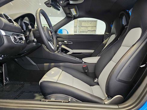 New 2025 Porsche 718 Boxster S image 23