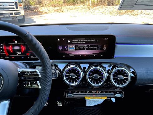 New 2026 Mercedes-Benz CLA 250 4MATIC image 9