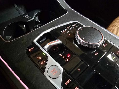 Used 2026 BMW X5 xDrive50e w/ M Sport Package image 40