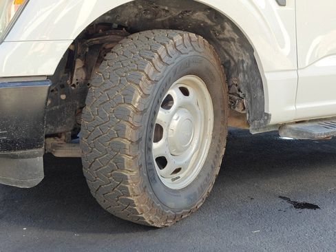 Used 2021 Ford F150 XL w/ Trailer Tow Package image 32