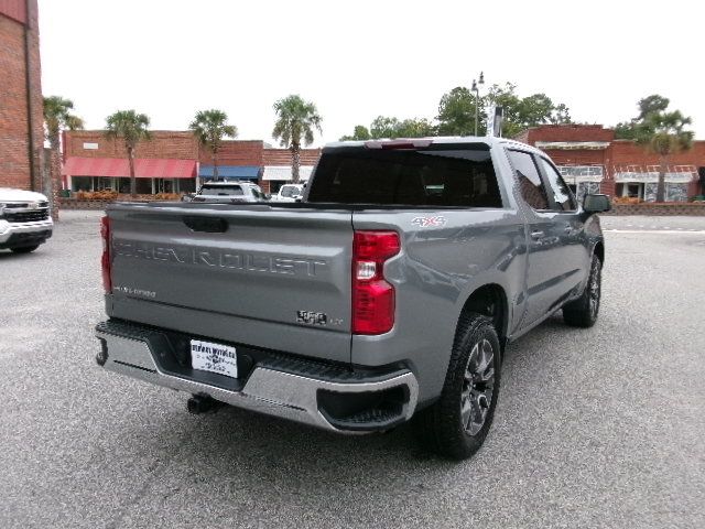 Used 2026 Chevrolet Silverado 1500 LT AWD/4WD image 3
