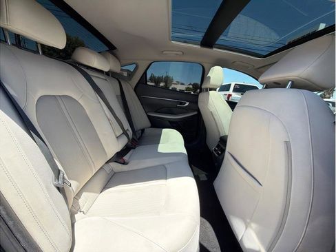 Used 2023 Hyundai Sonata SEL w/ Convenience Package FWD image 13
