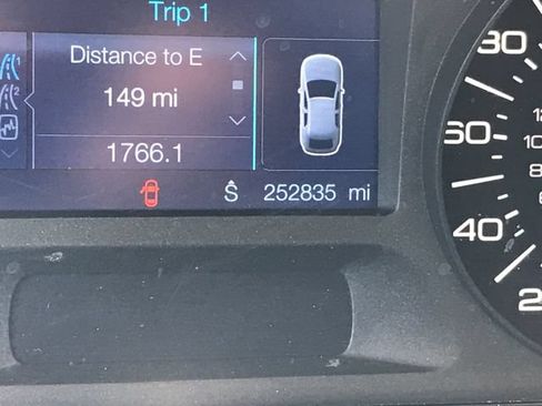Used 2012 Ford Edge SE FWD image 9