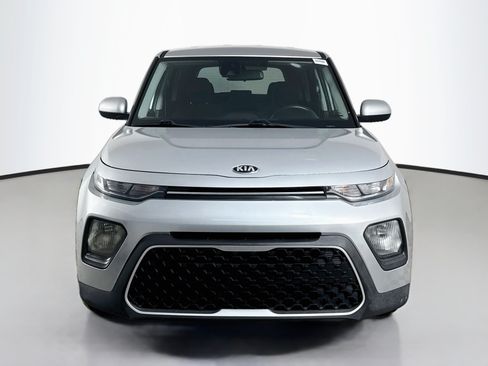 Used 2020 Kia Soul S FWD image 2