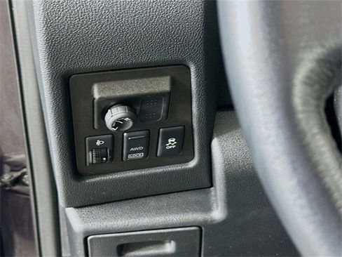 Used 2013 Nissan Rogue SL image 10