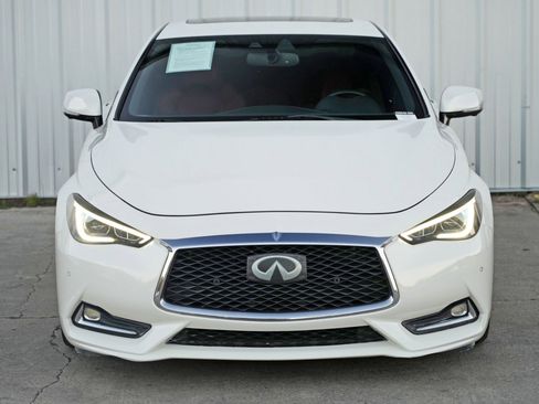 Used 2018 INFINITI Q60 Red Sport 400 w/ Pro Active Package image 45