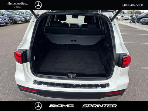 Used 2024 Mercedes-Benz GLB 250 image 8