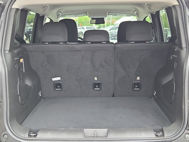 Used 2023 Jeep Renegade Trailhawk AWD/4WD image 45