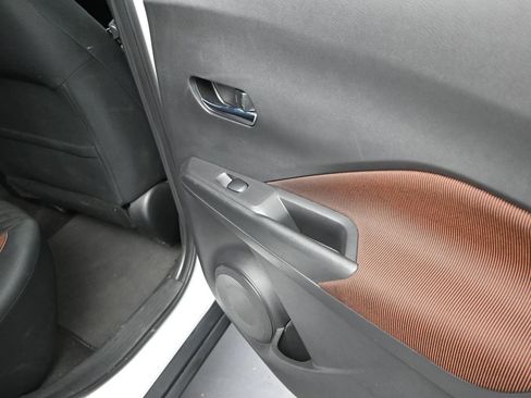 Used 2023 Nissan Kicks SR image 20