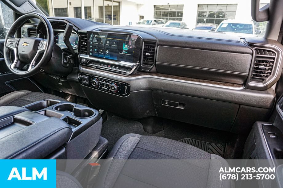 Used 2025 Chevrolet Silverado 2500 LT w/ Convenience Package AWD/4WD image 23
