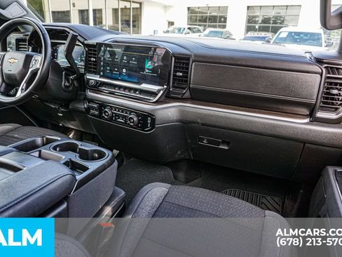 Used 2025 Chevrolet Silverado 2500 LT w/ Convenience Package AWD/4WD image 23