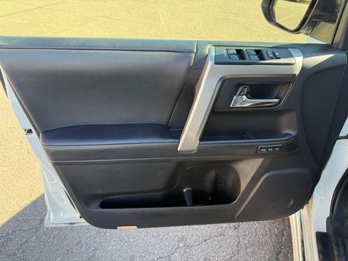 Used 2023 Toyota 4Runner Limited image 15