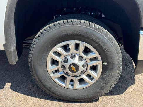 New 2025 Chevrolet Silverado 2500 W/T image 12