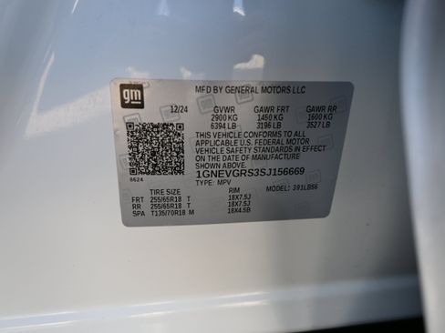 Used 2025 Chevrolet Traverse LT AWD/4WD image 11