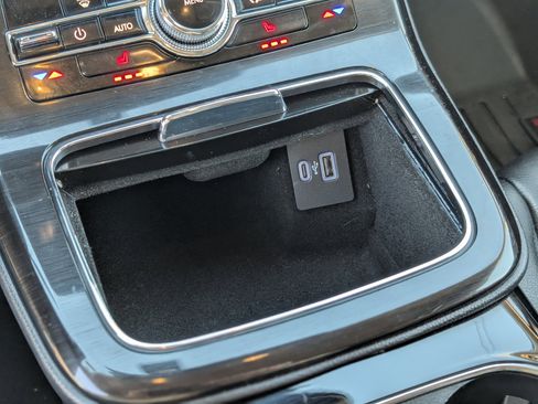 Used 2022 Lincoln Nautilus Standard w/ Premium Package image 26