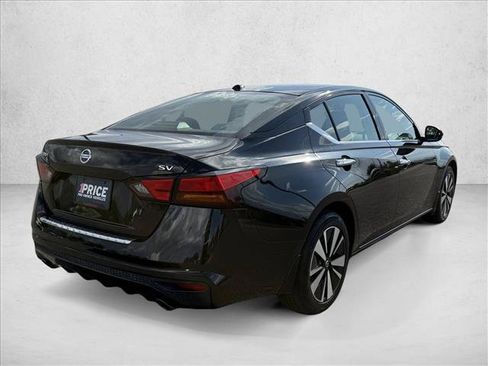 Used 2019 Nissan Altima 2.5 SV FWD image 5
