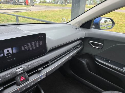 Used 2025 Kia K4 LXS image 34