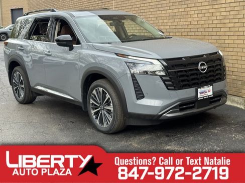 New 2026 Nissan Pathfinder Platinum AWD/4WD image 1