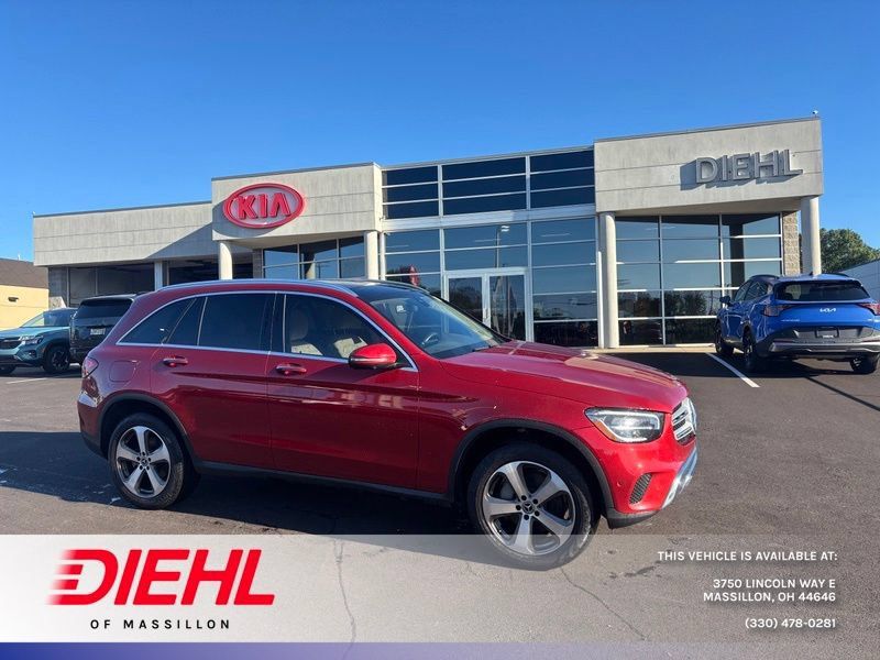 Used 2021 Mercedes-Benz GLC 300 4MATIC image 1