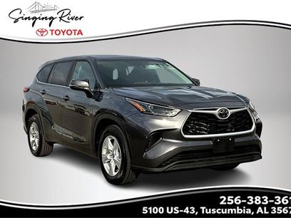 Used 2023 Toyota Highlander L