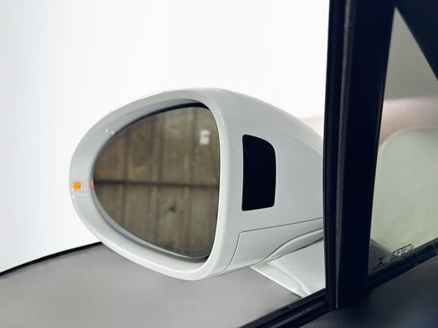 Used 2018 Porsche Macan S image 23