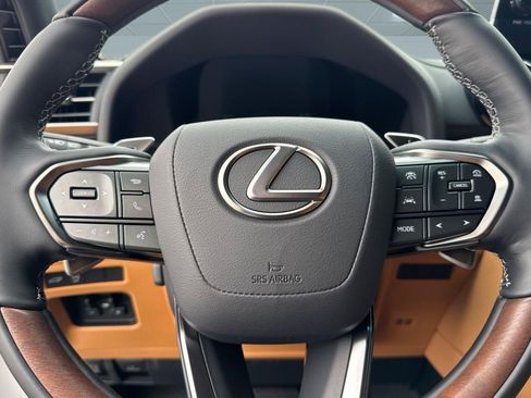 New 2026 Lexus LX 600 4WD w/ Luxury Package image 10