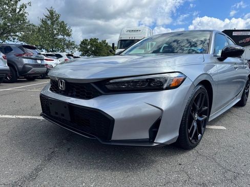 Used 2025 Honda Civic Sport image 38