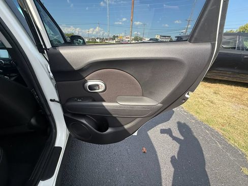 Used 2019 Kia Soul + FWD image 20
