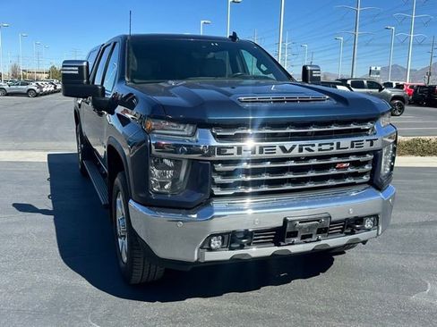 Used 2020 Chevrolet Silverado 3500 LTZ w/ LTZ Premium Package AWD/4WD image 28