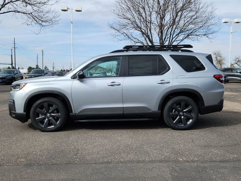 New 2026 Honda Pilot Sport image 2