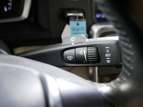 Used 2014 Volvo S60 T5 AWD/4WD image 32