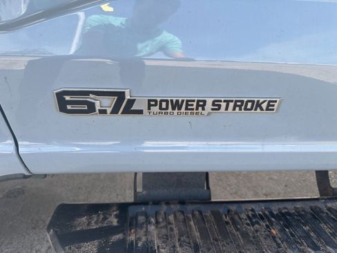 Used 2024 Ford F250 Lariat w/ Sport Appearance Package image 3