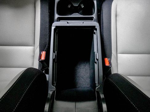 Used 2025 Honda CR-V EX image 27