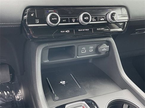 New 2025 Honda Pilot EX-L image 18