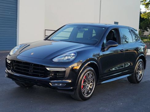 Used 2016 Porsche Cayenne GTS w/ Premium Package Plus AWD/4WD image 1