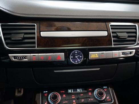 Used 2015 Audi A8 L 4.0T image 40